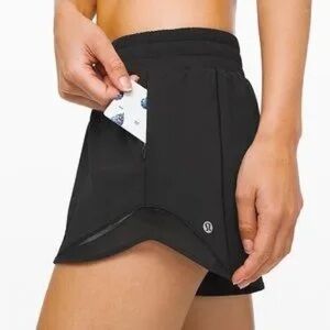 Lululemon Hotty Hot Black High-Rise Lined Short 4” Sz 8